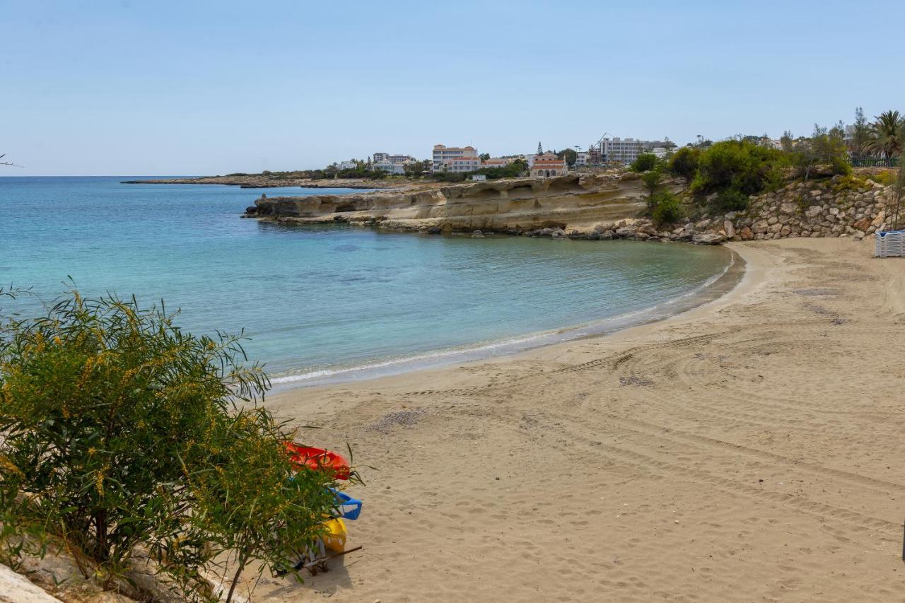 Protaras Nisia Seaside Villa Exterior foto